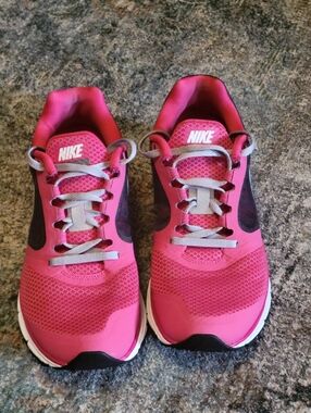 Nike Free 5.0 V4 Women’s Running Shoes - Pink Flash / White - Size 8.5